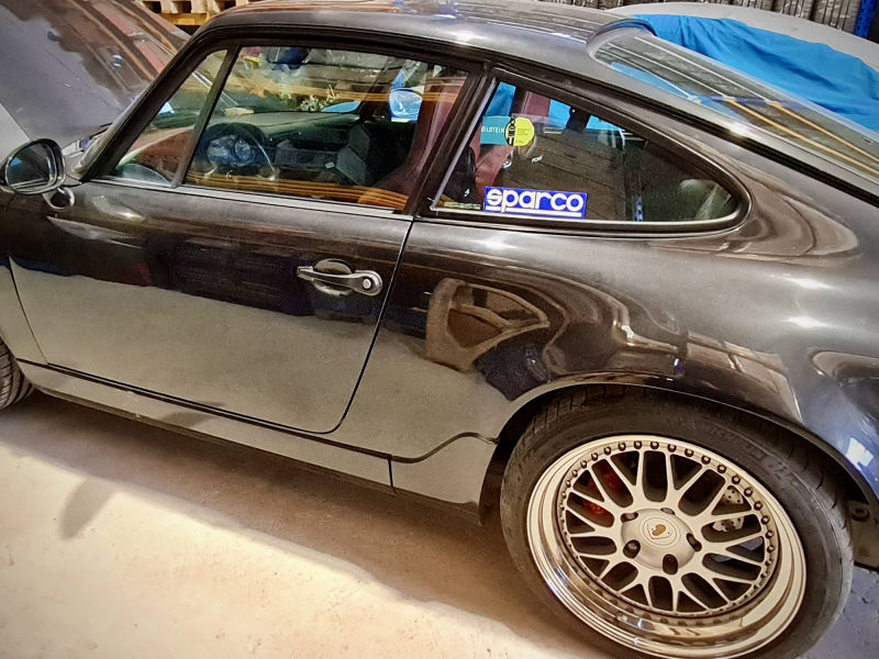 Porsche 964